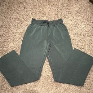 Dark forest softstreme lululemon pant